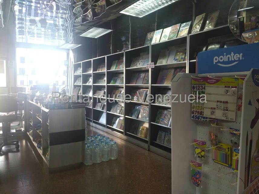 Comercial (Local Comercial) en Alquiler en San Martin, Distrito Metropolitano - 17