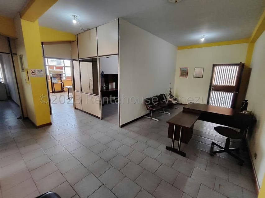 Comercial (Oficina) en Alquiler en Avenida Bolivar, Aragua - 15