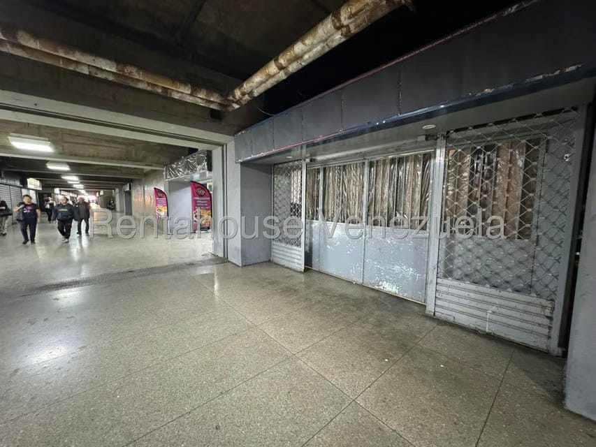 Comercial (Local Comercial) en Venta en Parque Central, Distrito Metropolitano