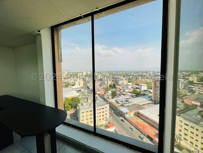 Comercial (Local Comercial) en Alquiler en Avenida Bolivar, Aragua - 10