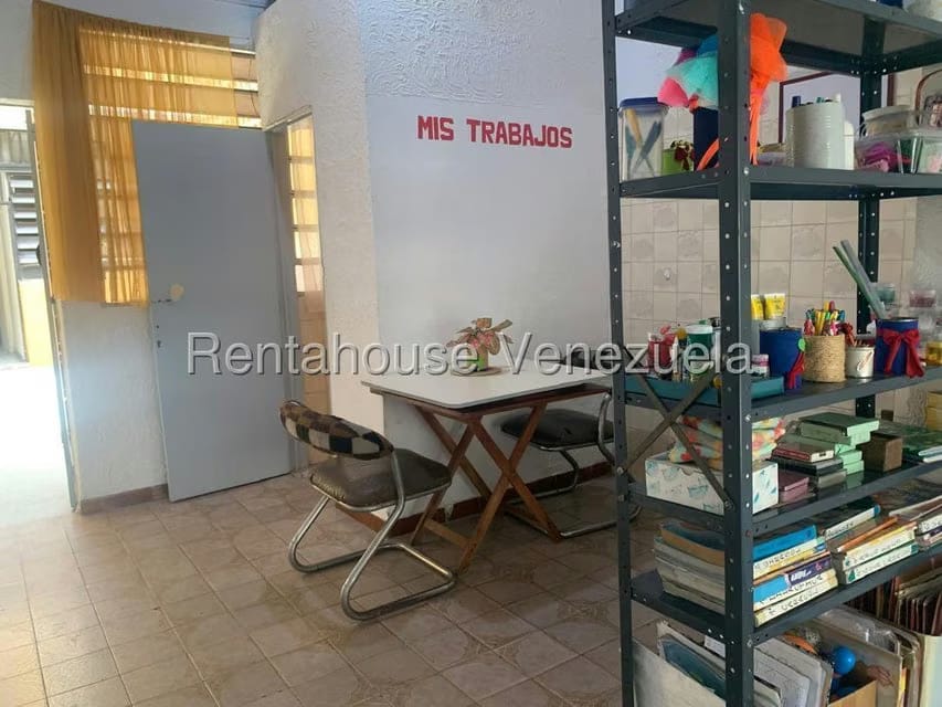 Comercial (Galpon - Deposito) en Alquiler en Parroquia San Pedro, Distrito Metropolitano - 3