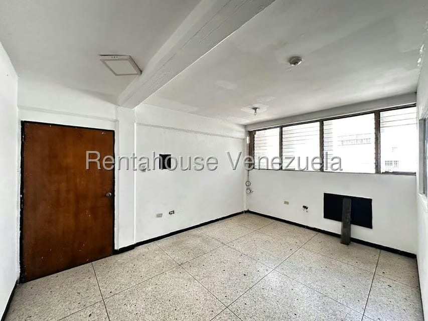 Comercial (Local Comercial) en Alquiler en Parroquia Concepcion, Lara - 8