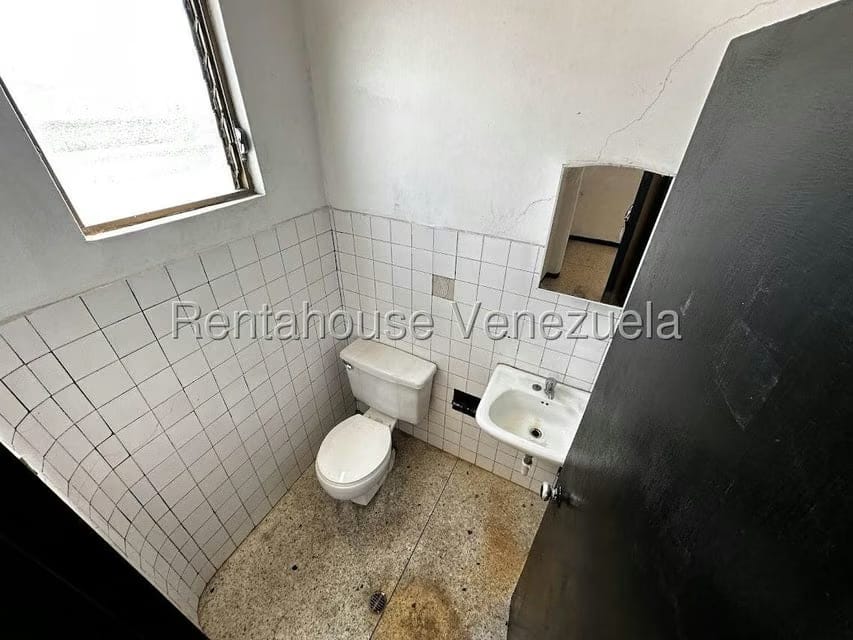 Comercial (Local Comercial) en Alquiler en Parroquia Concepcion, Lara - 9