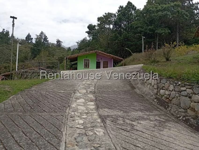 Comercial (Posada) en Venta en El Vallecito, Merida - 42