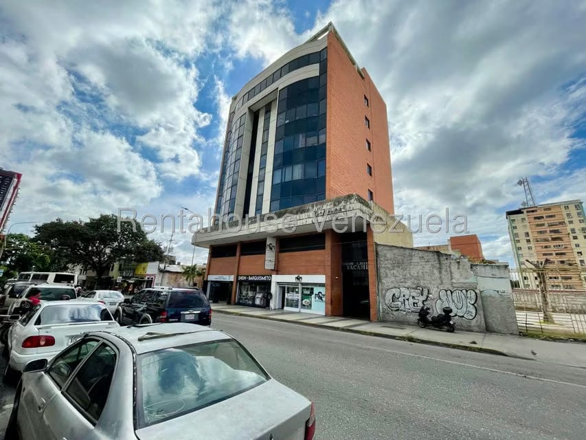 Comercial (Oficina) en Alquiler en Centro, Lara