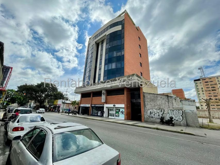 Comercial (Oficina) en Alquiler en Centro, Lara - 13