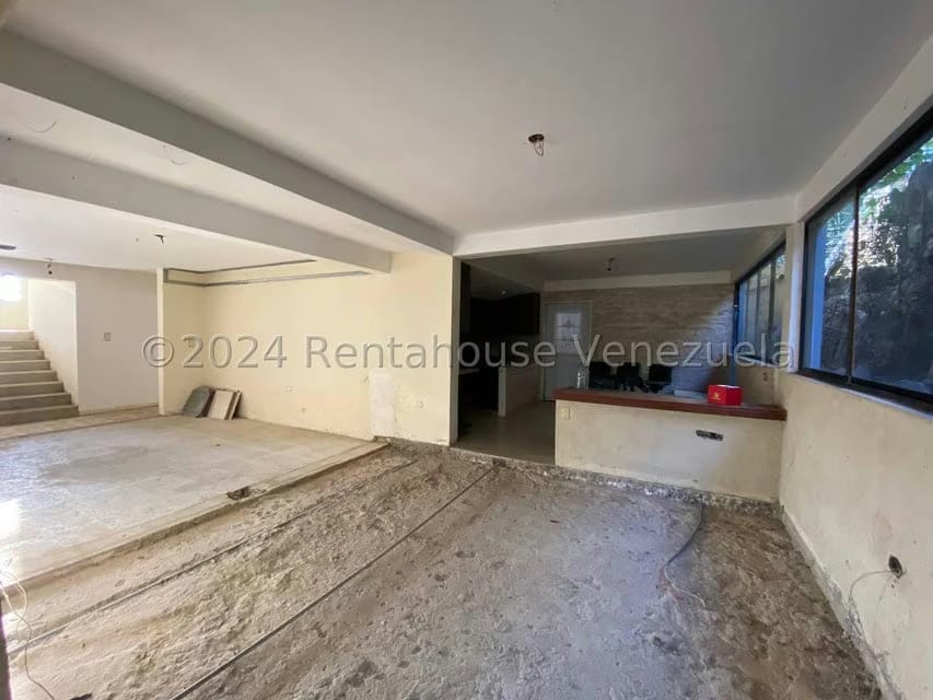 Casa (1 Nivel) en Venta en Cumbres de Curumo, Distrito Metropolitano - 19