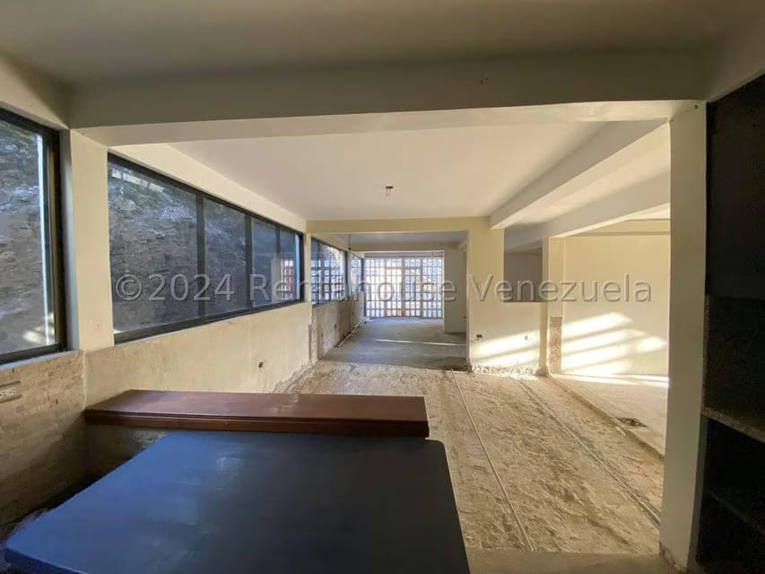 Casa (1 Nivel) en Venta en Cumbres de Curumo, Distrito Metropolitano - 22