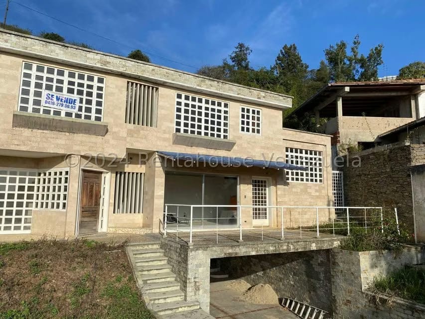 Casa (1 Nivel) en Venta en Cumbres de Curumo, Distrito Metropolitano - 84