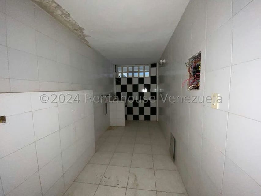 Casa (1 Nivel) en Venta en Cumbres de Curumo, Distrito Metropolitano - 86