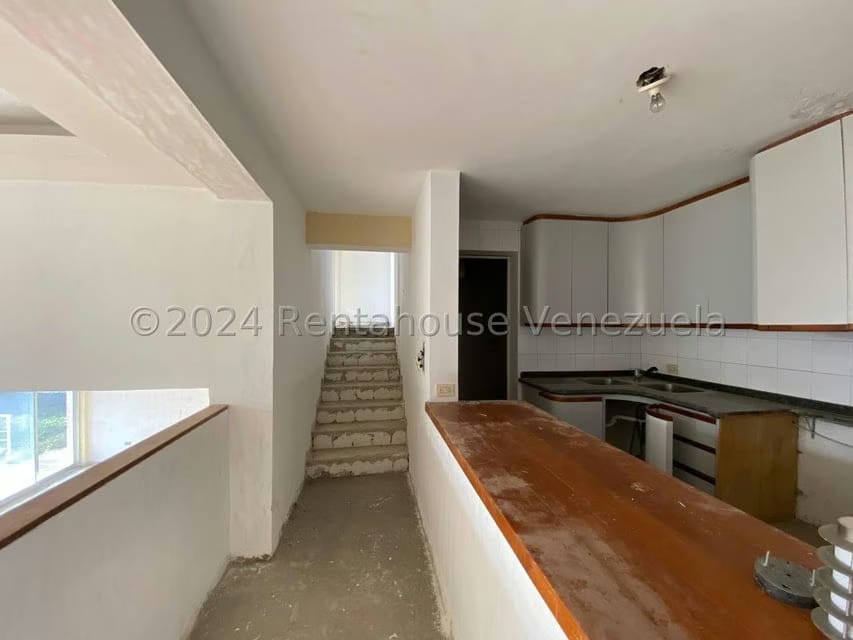 Casa (1 Nivel) en Venta en Cumbres de Curumo, Distrito Metropolitano - 87
