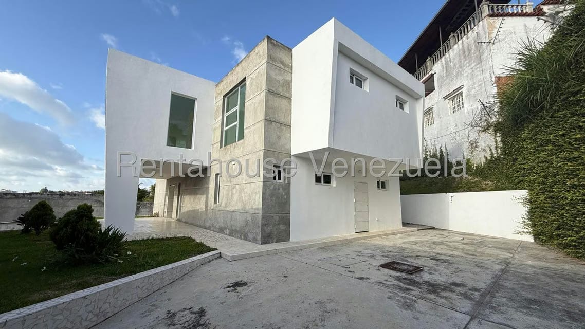 Casa (Multipes Niveles) en Venta en Parque el Retiro, Miranda - 35