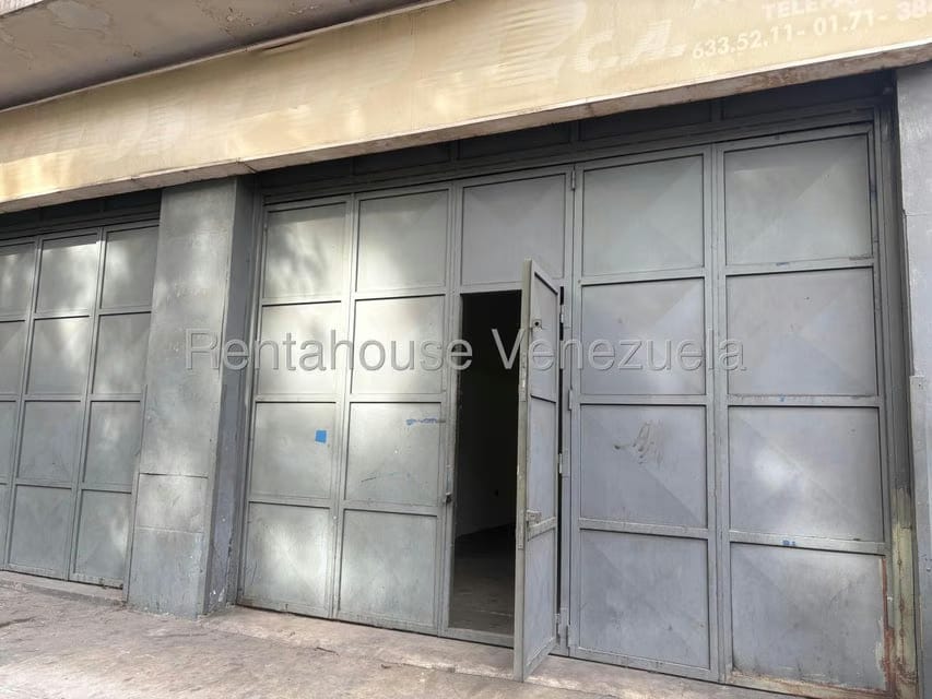 Comercial (Local Comercial) en Alquiler en Las Acacias, Distrito Metropolitano - 2