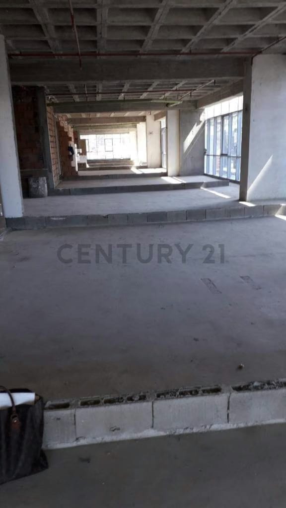 Venta Oficina 661.57 m,2 en Obra Gris. - 7