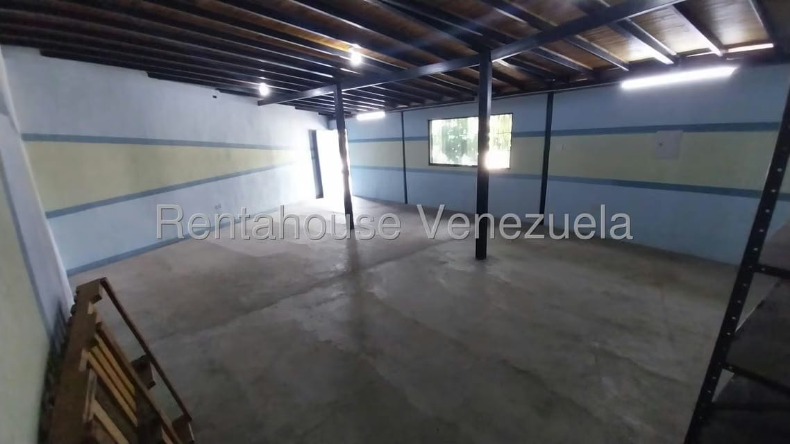Comercial (Local Comercial) en Alquiler en Zona Este, Lara - 11