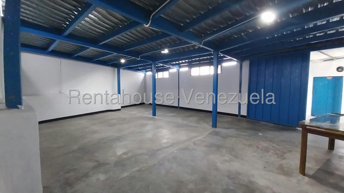Comercial (Local Comercial) en Alquiler en Zona Este, Lara - 3