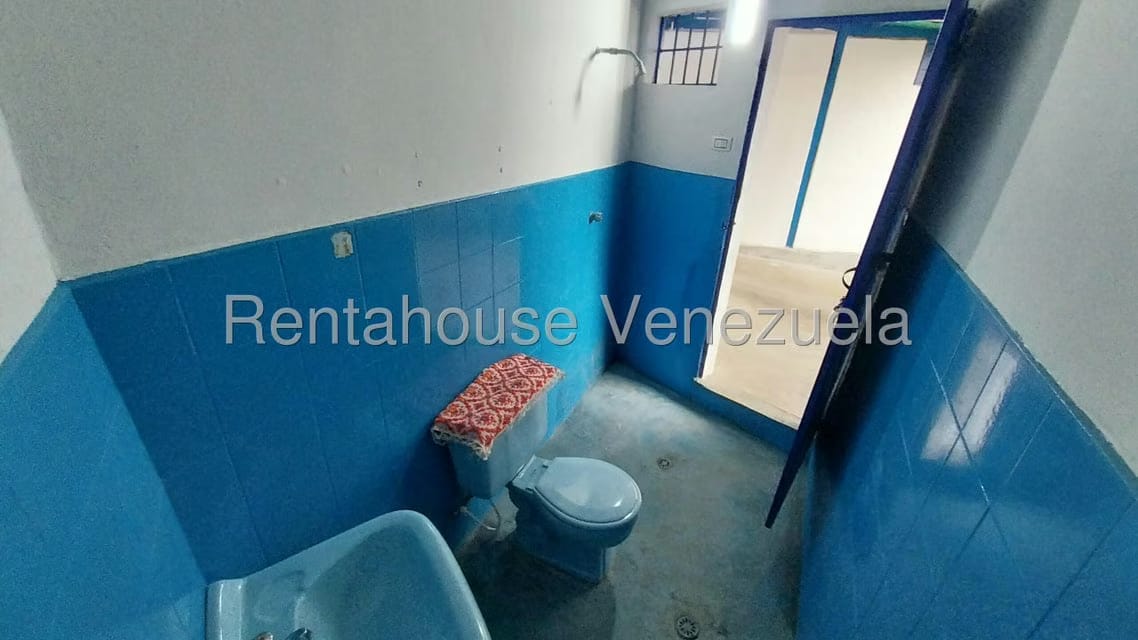 Comercial (Local Comercial) en Alquiler en Zona Este, Lara - 7