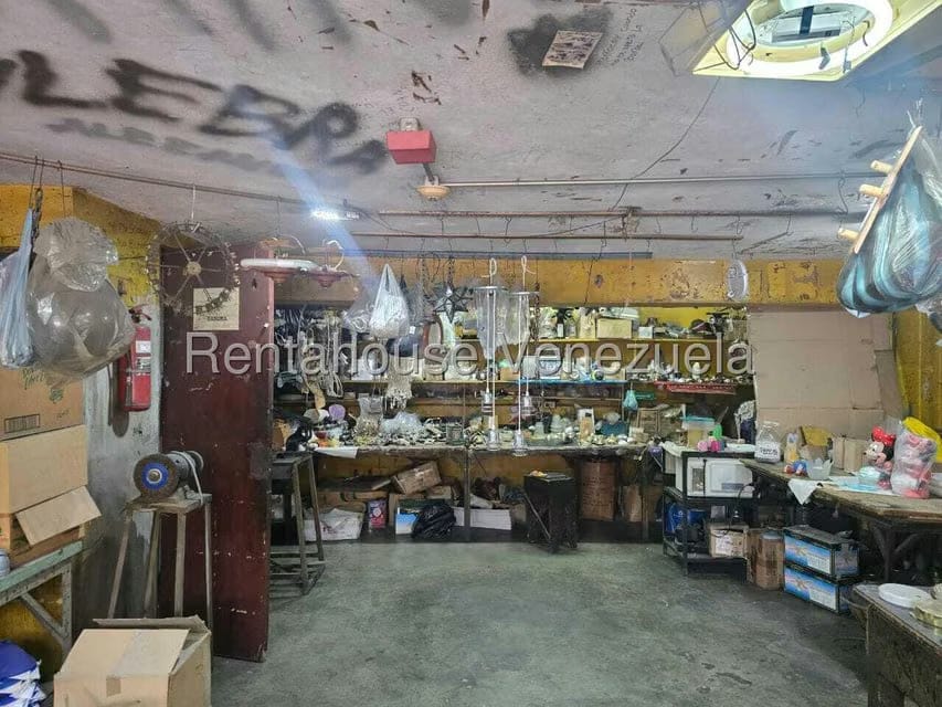 Comercial (Edificio) en Venta en Catia, Distrito Metropolitano - 12