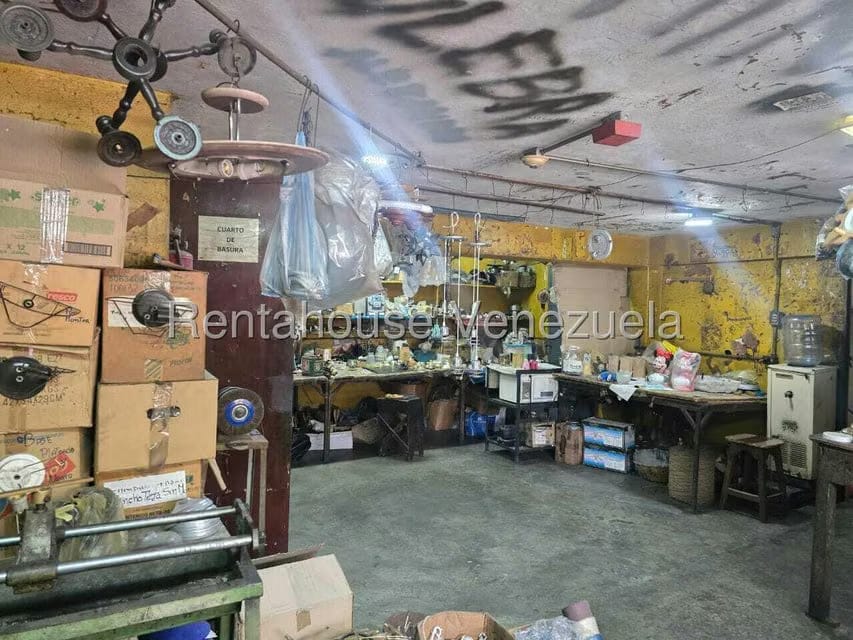 Comercial (Edificio) en Venta en Catia, Distrito Metropolitano - 10
