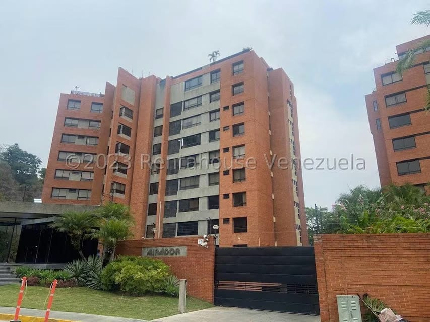 Apartamento (1 Nivel) en Alquiler en Colinas de Valle Arriba, Distrito Metropolitano