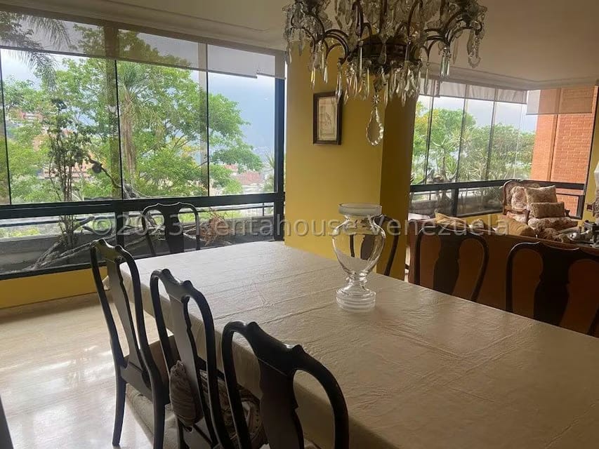 Apartamento (1 Nivel) en Alquiler en Colinas de Valle Arriba, Distrito Metropolitano - 11