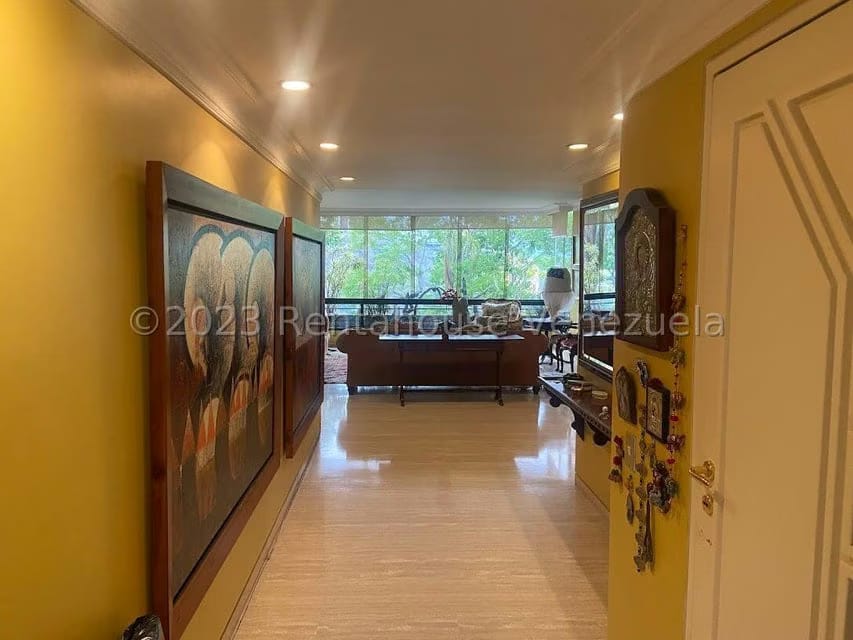 Apartamento (1 Nivel) en Alquiler en Colinas de Valle Arriba, Distrito Metropolitano - 3