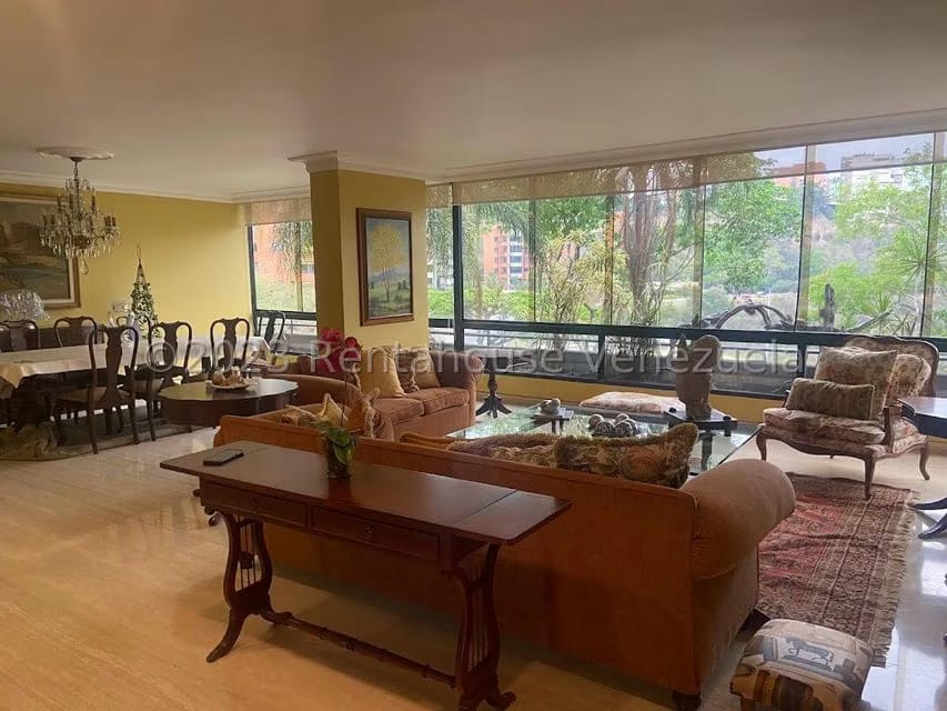 Apartamento (1 Nivel) en Alquiler en Colinas de Valle Arriba, Distrito Metropolitano - 8