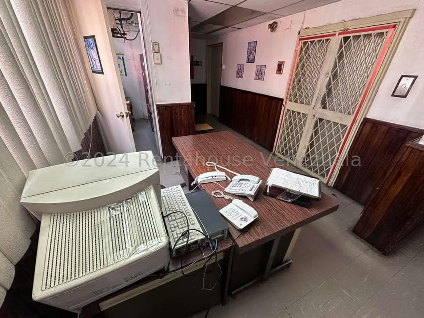 Comercial (Galpon - Deposito) en Venta en Parroquia Altagracia, Distrito Metropolitano - 16
