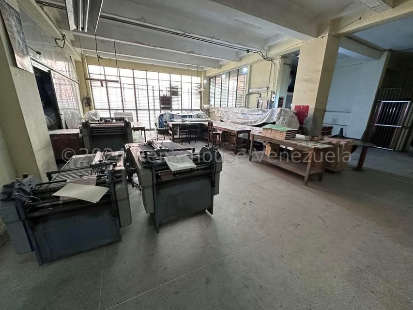 Comercial (Galpon - Deposito) en Venta en Parroquia Altagracia, Distrito Metropolitano - 22