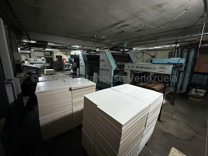 Comercial (Galpon - Deposito) en Venta en Parroquia Altagracia, Distrito Metropolitano - 34