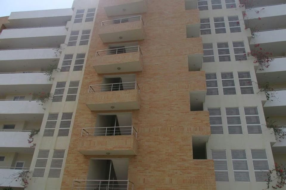 Apartamento (1 Nivel) en Venta en Agua Sal, Miranda - 4
