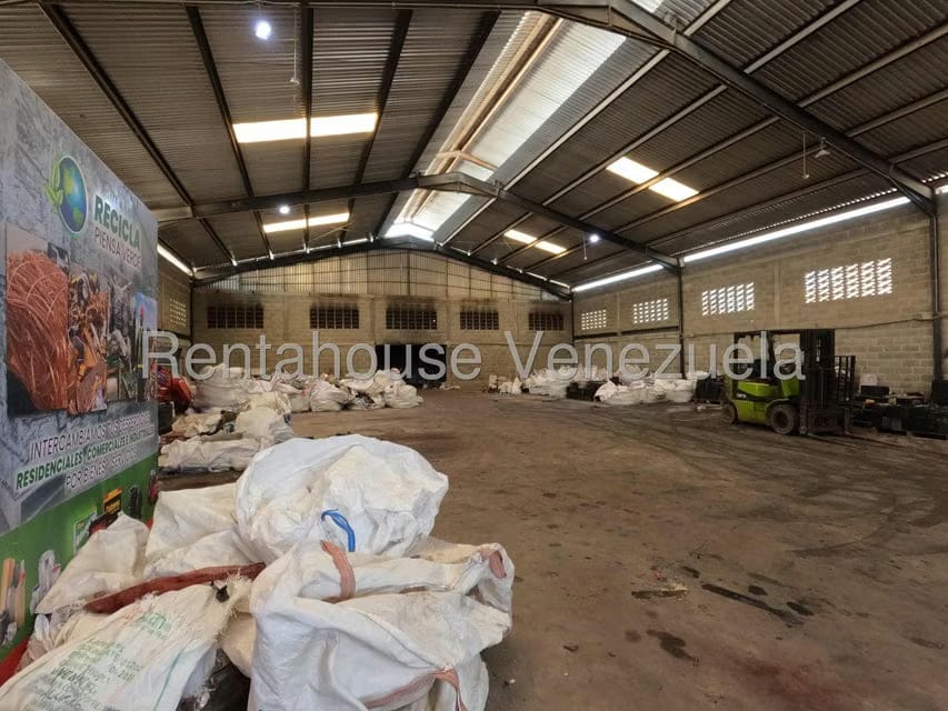 Comercial (Galpon - Deposito) en Alquiler en Zona Industrial 2, Lara - 14