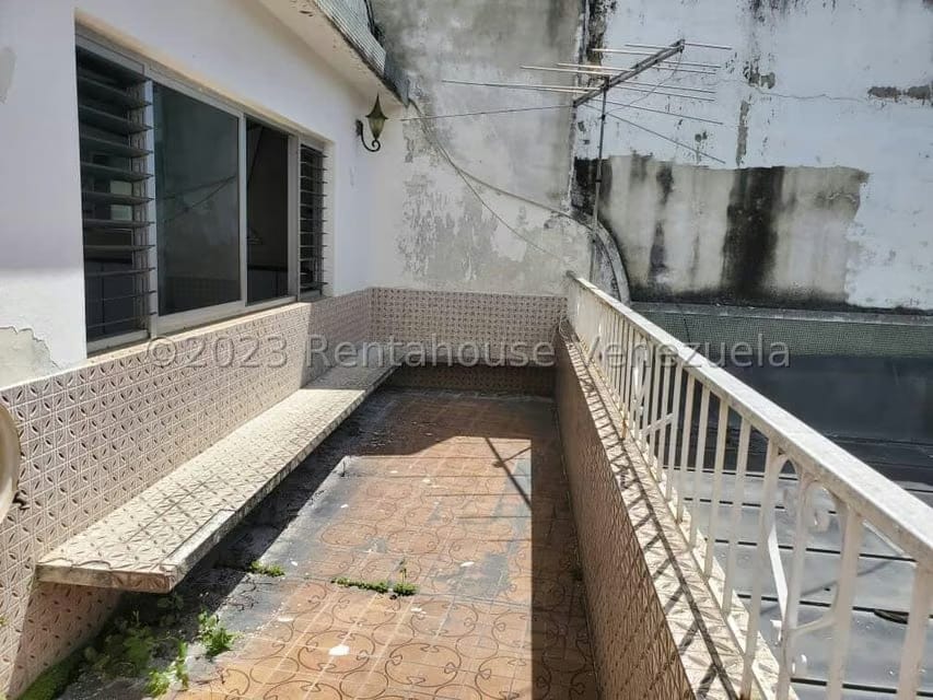 Casa (Multipes Niveles) en Venta en Los Chorros, Distrito Metropolitano - 40