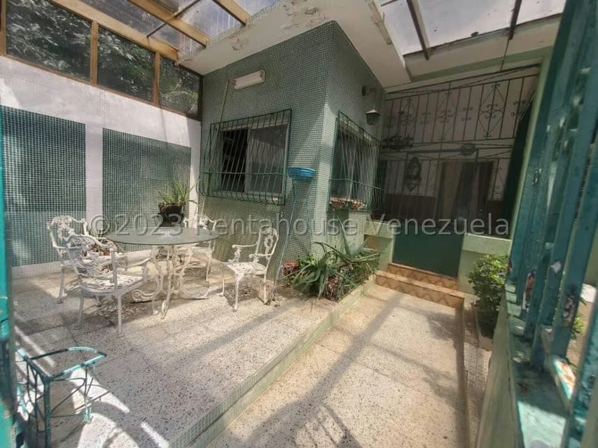 Casa (Multipes Niveles) en Venta en Los Chorros, Distrito Metropolitano - 6