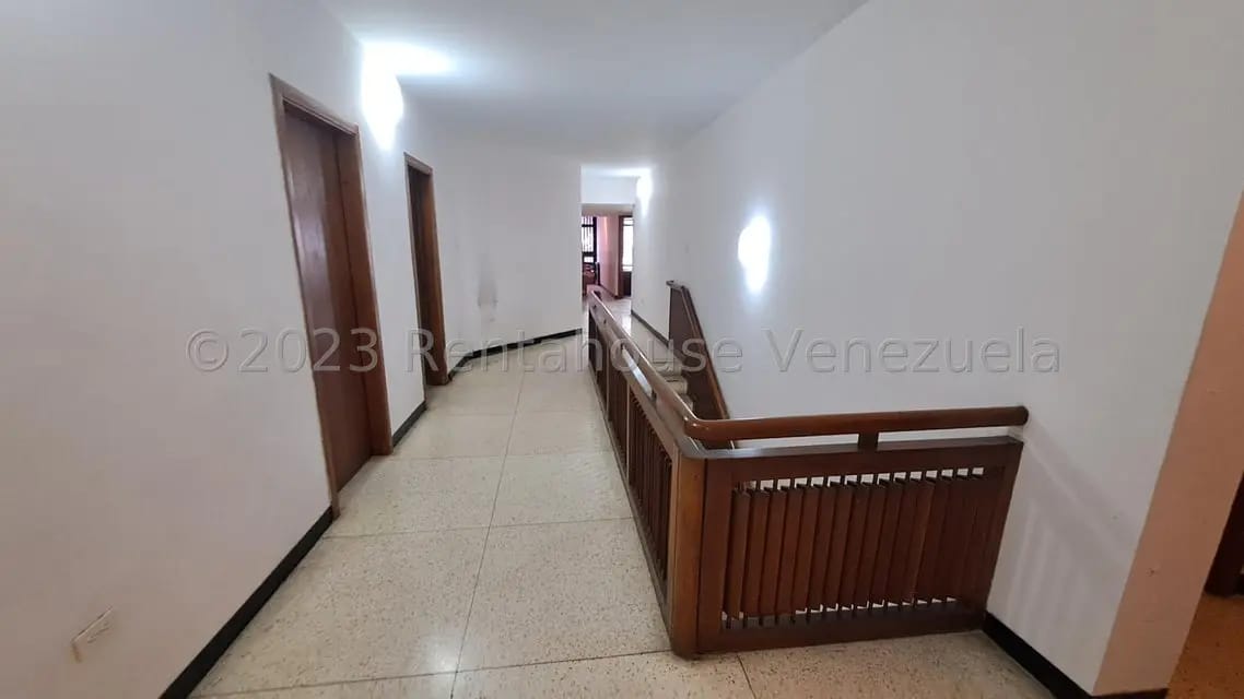 Comercial (Local Comercial) en Venta en Colinas de Bello Monte, Distrito Metropolitano - 32