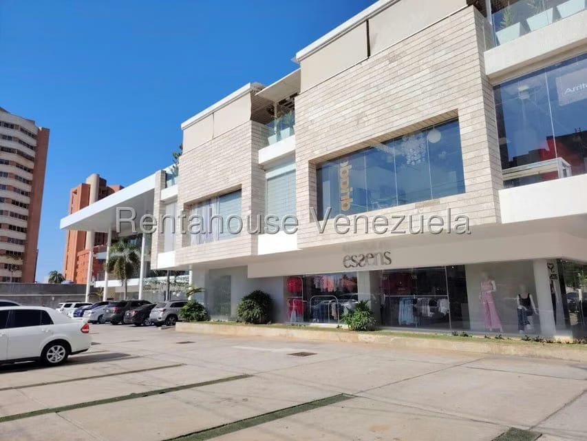 Comercial (Local Comercial) en Venta en La Lago, Zulia