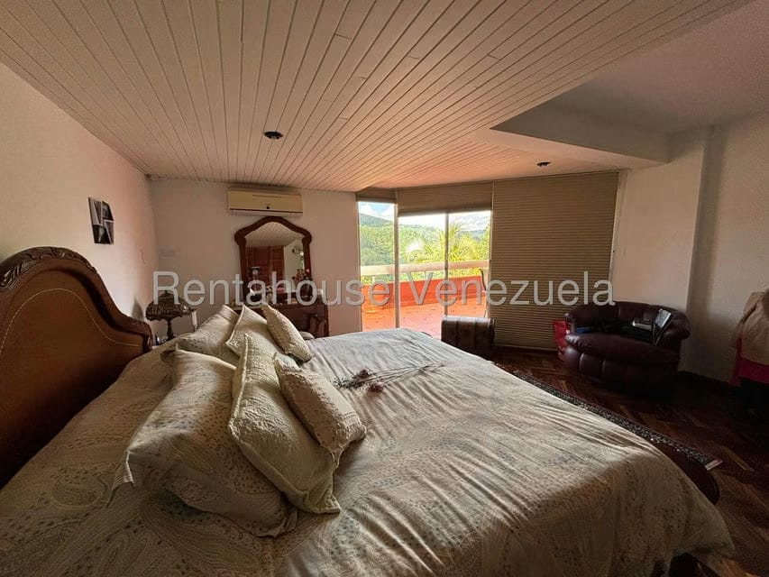 Apartamento (Duplex) en Venta en Los Naranjos del Cafetal, Distrito Metropolitano - 13