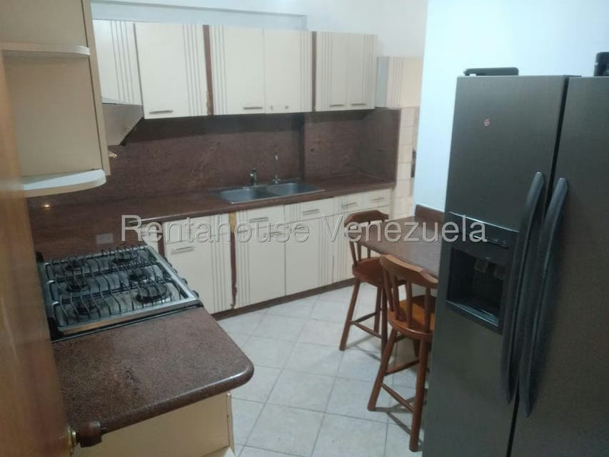 Apartamento (1 Nivel) en Alquiler en Montalban III, Distrito Metropolitano - 5