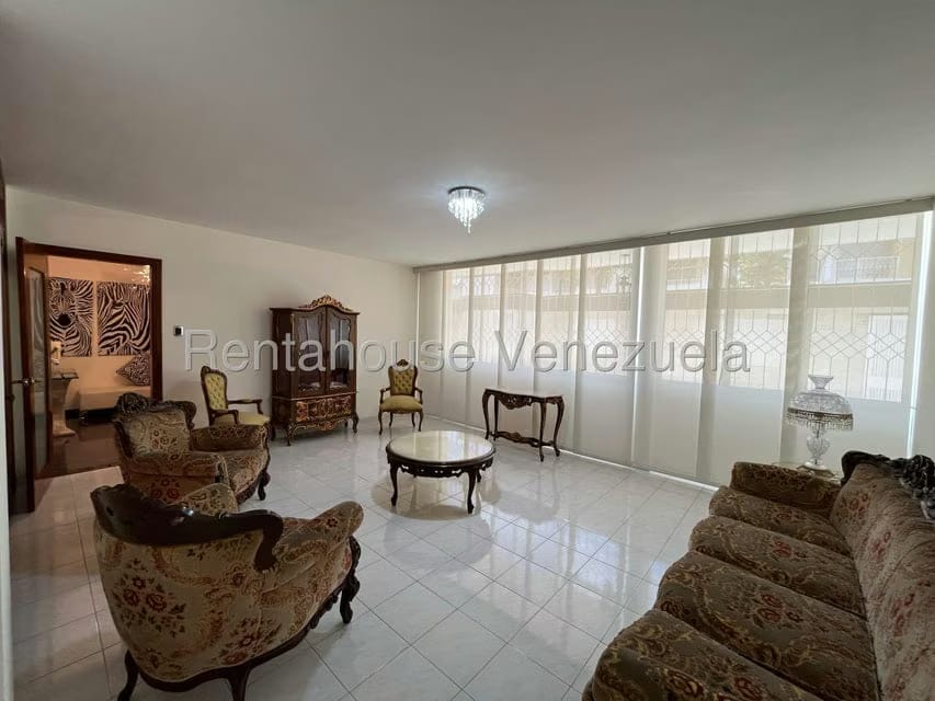 Casa (Duplex) en Venta en Colinas de Vista Alegre, Distrito Metropolitano - 11