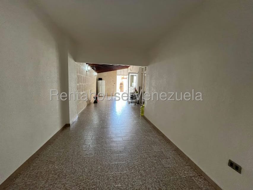 Casa (Duplex) en Venta en Colinas de Vista Alegre, Distrito Metropolitano - 23