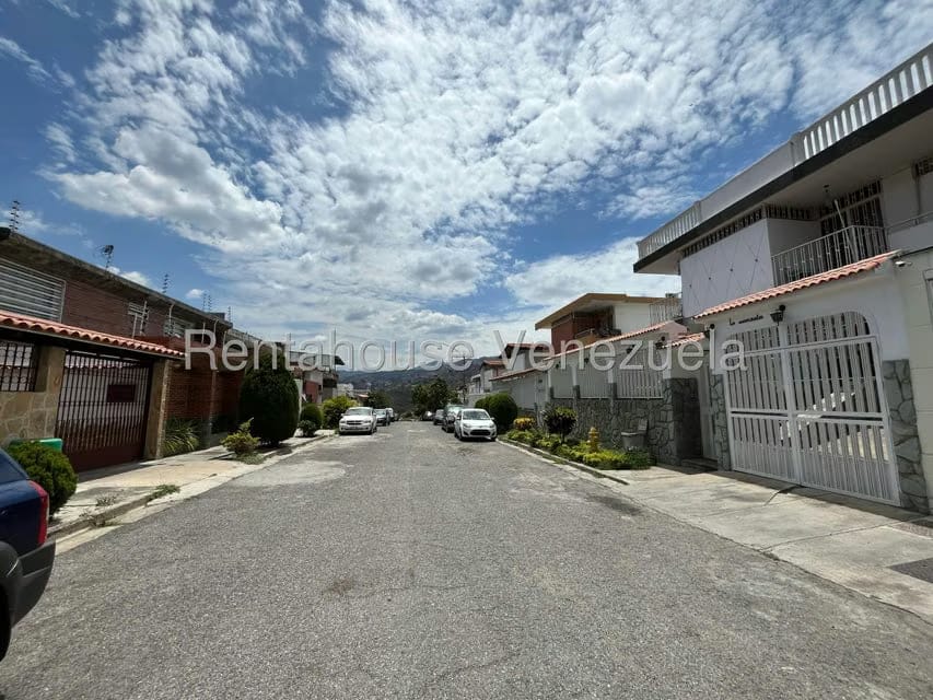 Casa (Duplex) en Venta en Colinas de Vista Alegre, Distrito Metropolitano - 52
