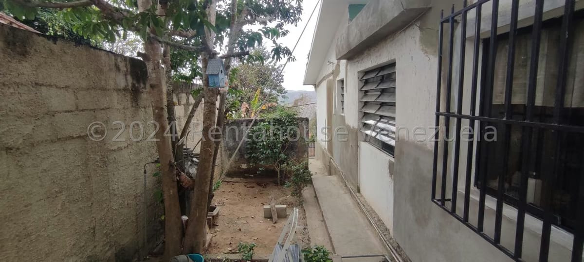 Casa (1 Nivel) en Venta en Santiago de Leon, Miranda - 28
