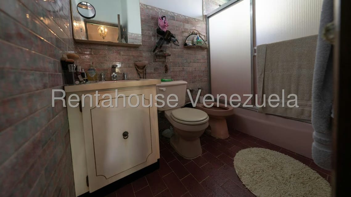 Casa (1 Nivel) en Venta en Cerro Verde, Distrito Metropolitano - 24