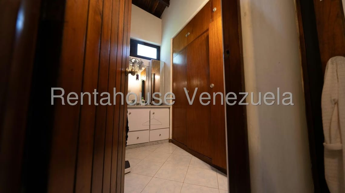 Casa (1 Nivel) en Venta en Cerro Verde, Distrito Metropolitano - 25