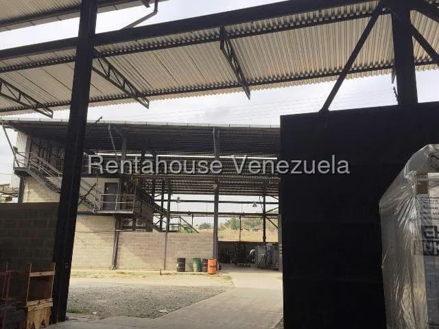 Comercial (Galpon - Deposito) en Venta en Rio Tuy, Miranda - 3