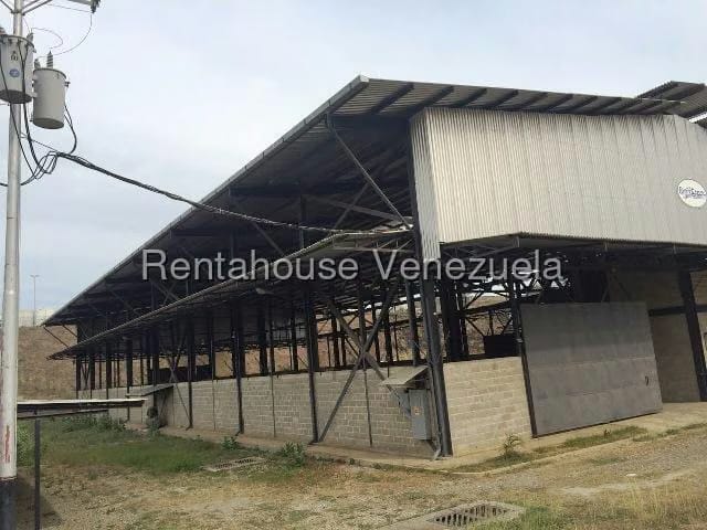 Comercial (Galpon - Deposito) en Venta en Rio Tuy, Miranda - 6