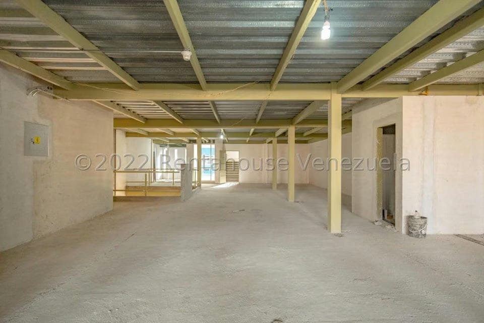 Comercial (Local Comercial) en Venta en La Florida, Distrito Metropolitano - 12