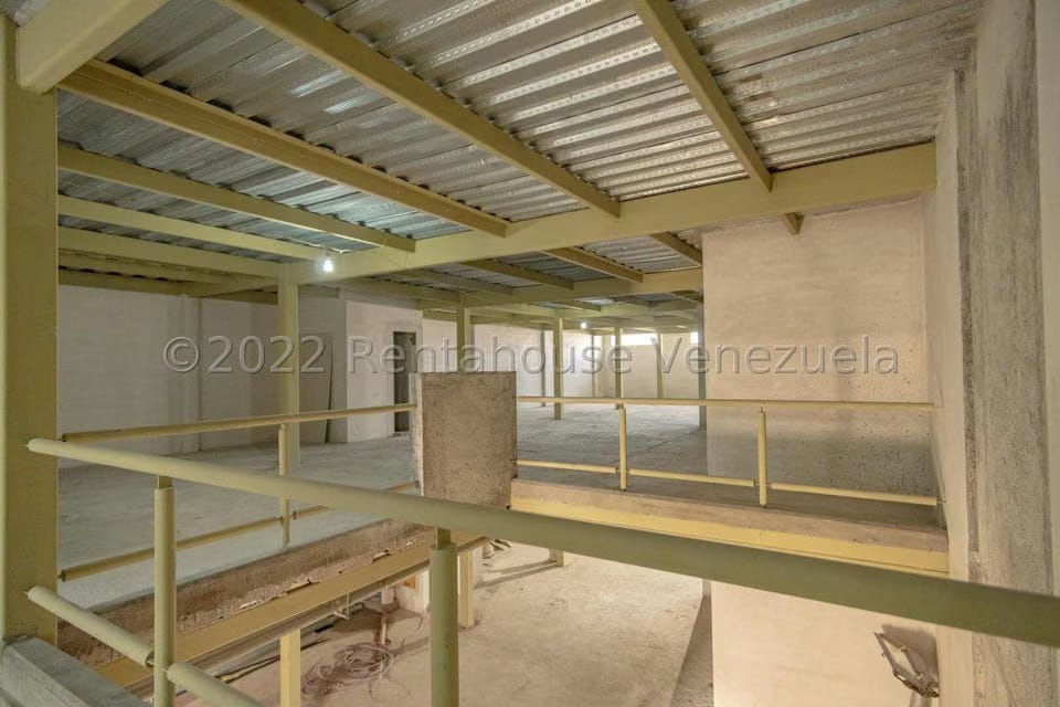 Comercial (Local Comercial) en Venta en La Florida, Distrito Metropolitano - 22