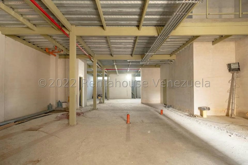 Comercial (Local Comercial) en Venta en La Florida, Distrito Metropolitano - 24