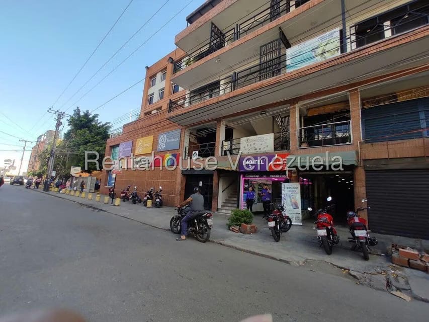 Comercial (Local Comercial) en Venta en El Centro, Aragua - 15